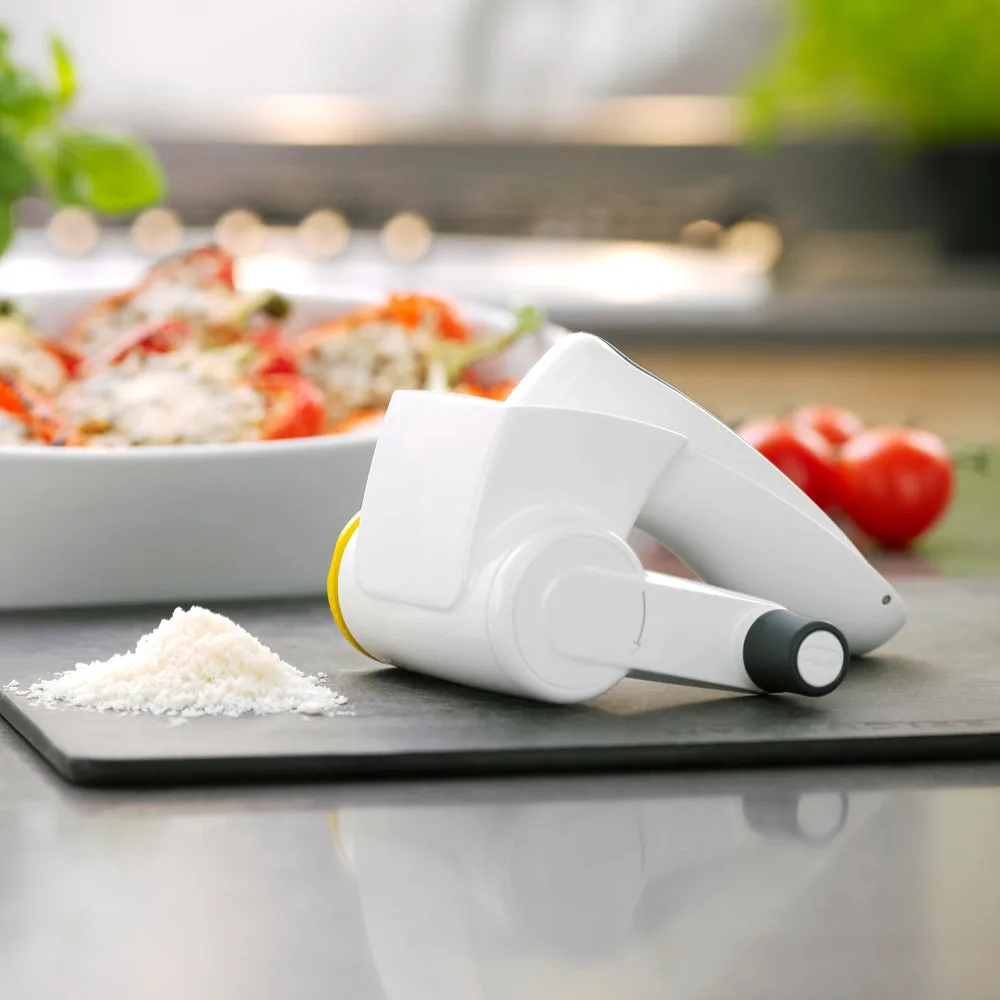 Zyliss Classic pastry blender thumbnail 2
